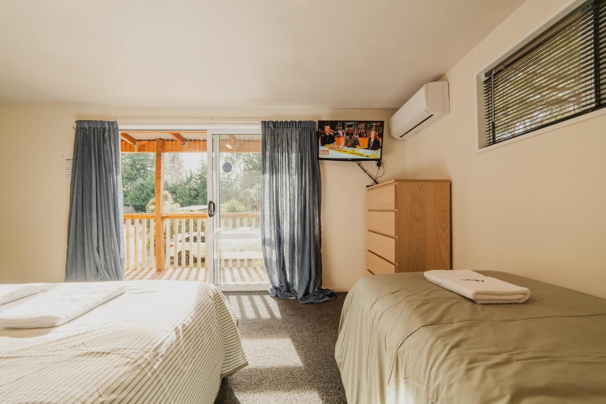 Lake Tekapo Cottages Екстер'єр фото